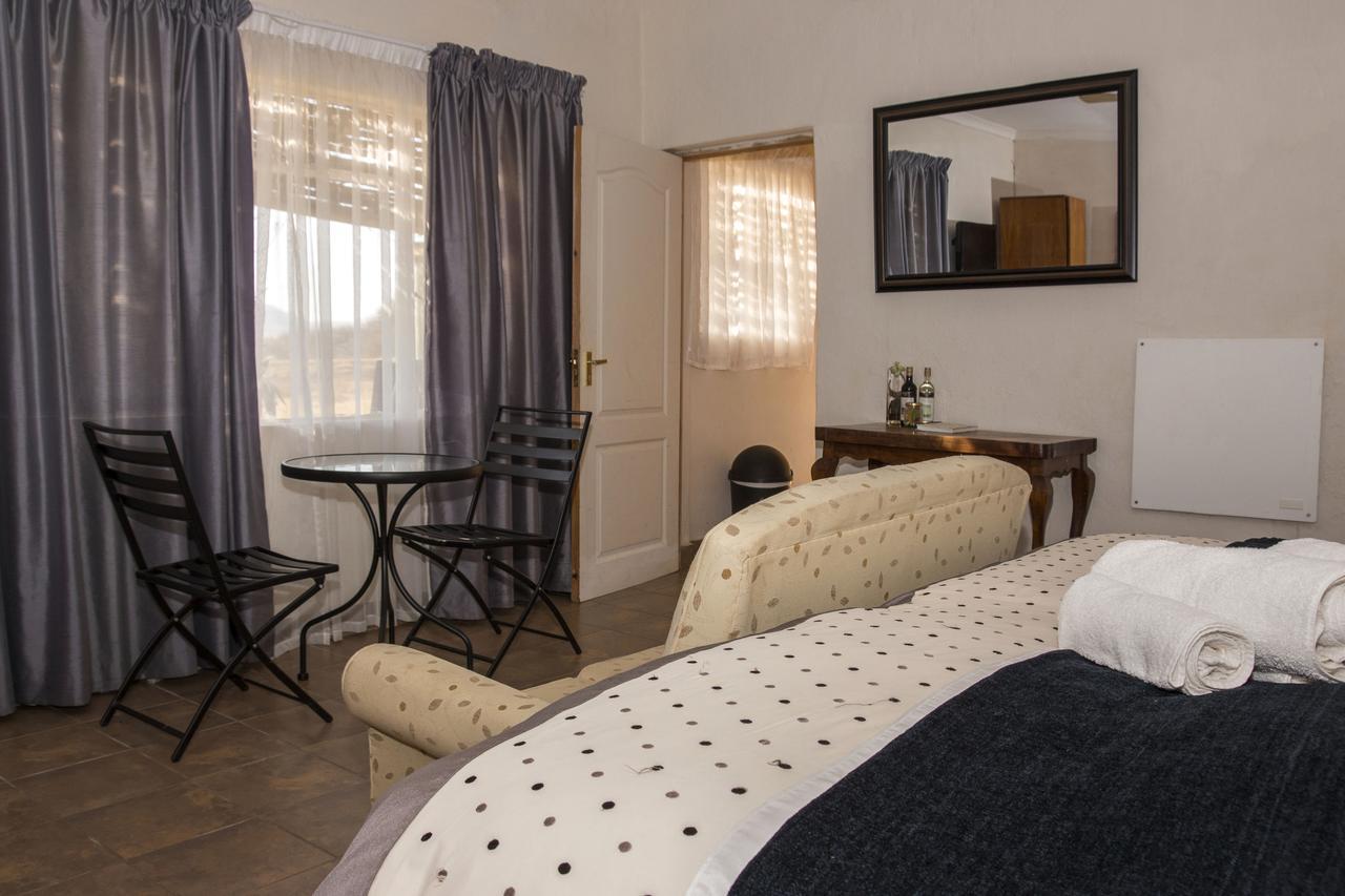 Drakensberg Bush Lodge And Backpackers Winterton Dış mekan fotoğraf